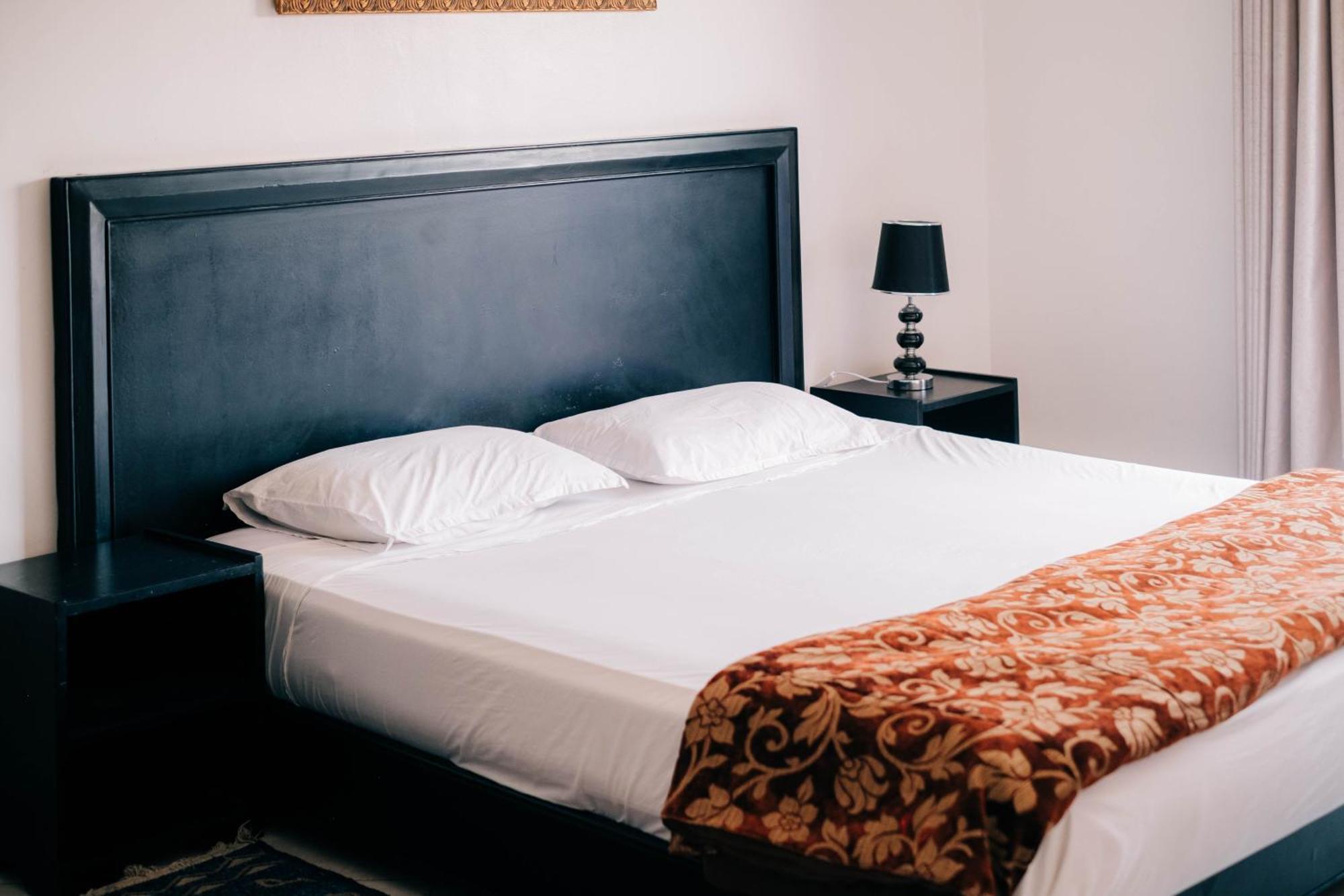 Apart Hotel Larbi マラケシュ エクステリア 写真