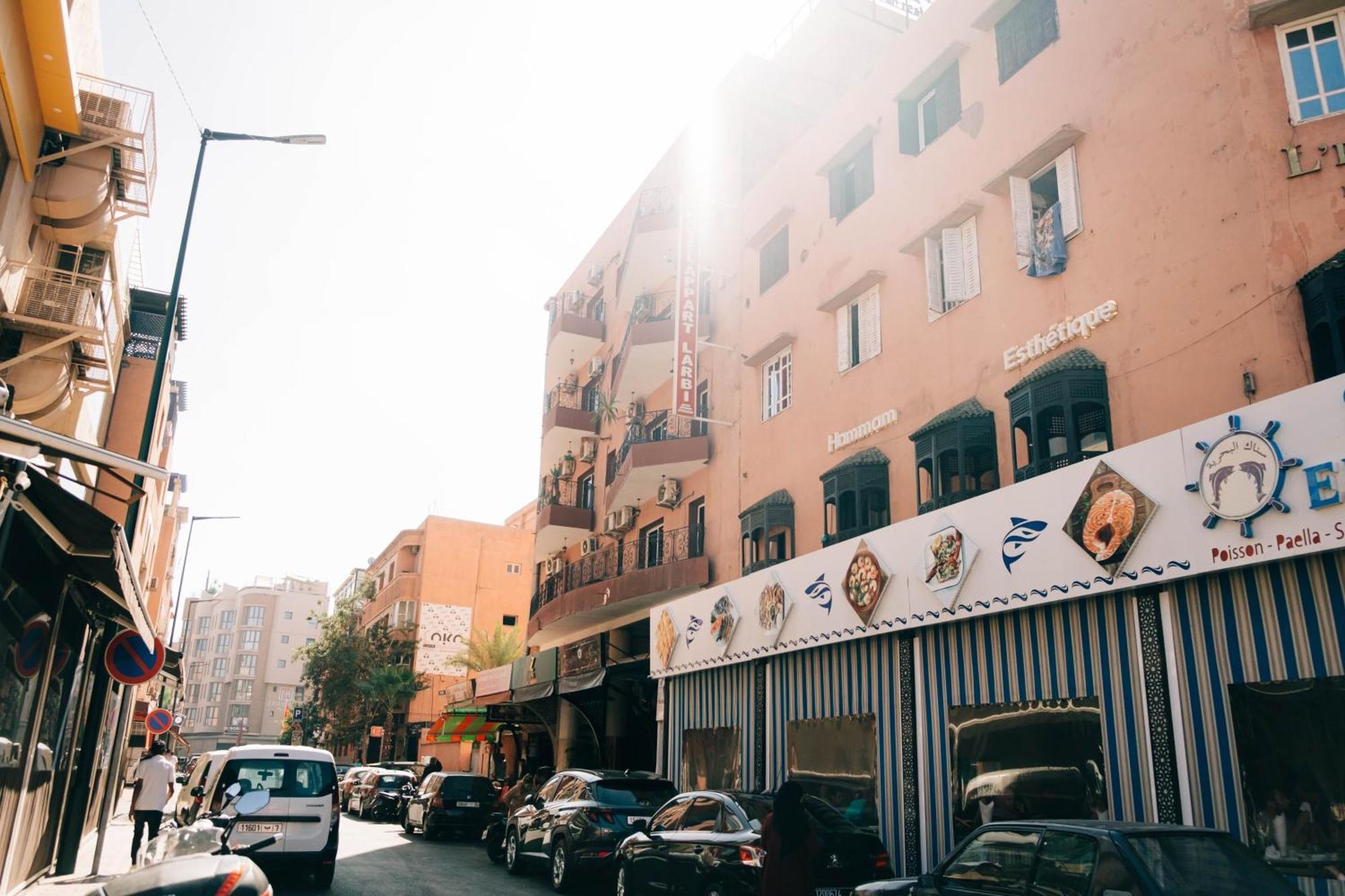 Apart Hotel Larbi マラケシュ エクステリア 写真